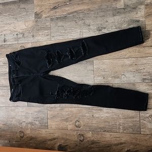 American Eagle size 6 black ripped jeans next level stretch